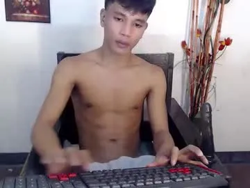 young_liza – webcam model profile photo Image 17