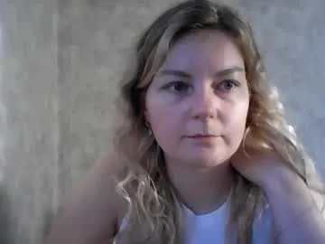 Nova-Lee – webcam model profile photo Image 2