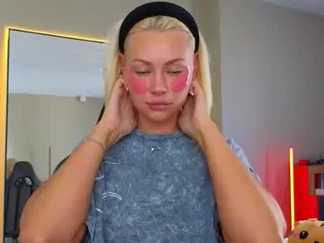 Yui-Ch06 – webcam model profile photo Image 10