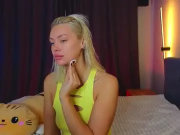 Yui-Ch06 – webcam model profile photo Image 18