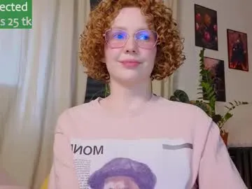 Evelyn_Neal – webcam model profile photo Image 2