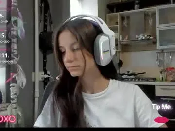 barely_legal_angel – webcam model profile photo Image 3