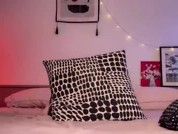 stargroup – webcam model profile photo Image 17