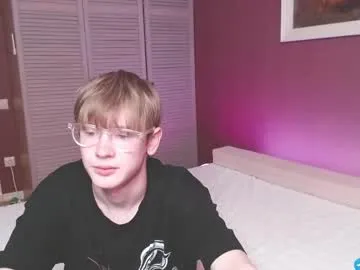 horny_tenager – webcam model profile photo Image 15