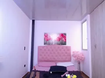 V-Hot-Sweti – webcam model profile photo Image 15