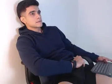 ariadnaz – webcam model profile photo Image 15