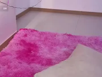 Gold_digger____ – webcam model profile photo Image 18