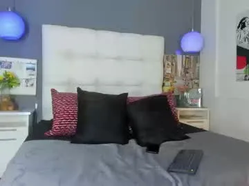 bedroomvibe – webcam model profile photo Image 15