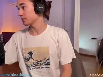 lola_tentatiion – webcam model profile photo Image 12