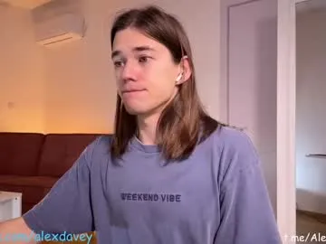 lola_tentatiion – webcam model profile photo Image 2