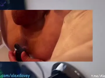 lola_tentatiion – webcam model profile photo Image 6