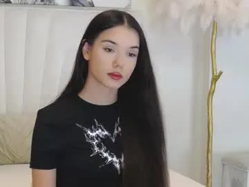 alexisdevine Image 19