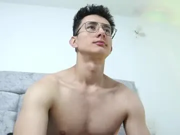 JayJayPink – webcam model profile photo Image 2