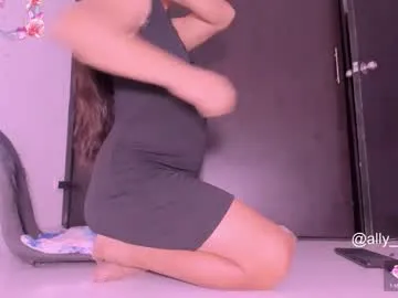 mc-Olivia – webcam model profile photo Image 17