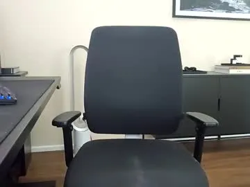 Alirawrz – webcam model profile photo Image 7