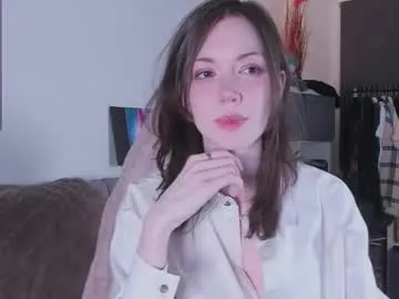 Almmaxxxx – webcam model profile photo Image 3