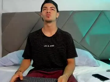 tassiarauj – webcam model profile photo Image 4