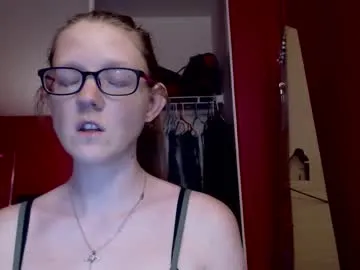 jhulyyy – webcam model profile photo Image 18