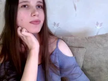 Alice-777 – webcam model profile photo Image 4