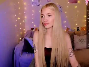 Lusty_Rose01 – webcam model profile photo Image 12