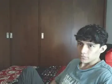 sara_whooops – webcam model profile photo Image 7