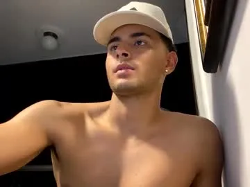 minamoons – webcam model profile photo Image 7