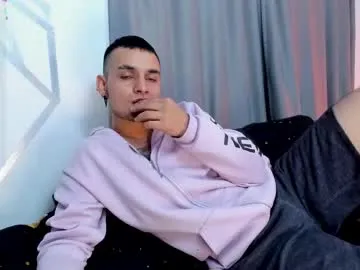aron_santoro1 Image 3