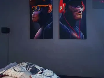 Rose_berry – webcam model profile photo Image 15