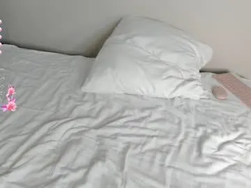 funny_to_see_you_here – webcam model profile photo Image 9