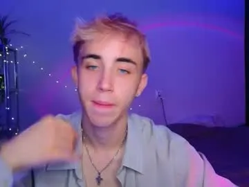 ariadnaz – webcam model profile photo Image 13