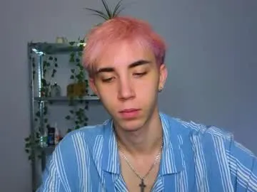 ariadnaz – webcam model profile photo Image 15