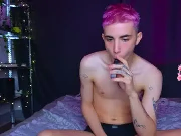 ariadnaz – webcam model profile photo Image 17