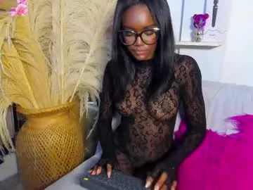 yourownermayla – webcam model profile photo Image 15