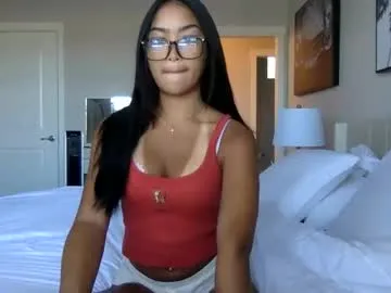 SophiiaStarr – webcam model profile photo Image 14