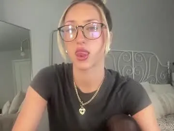 nide_xiaogou – webcam model profile photo Image 7