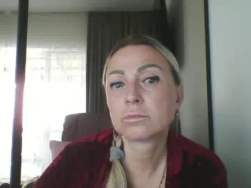 bigboobs_and_stiven – webcam model profile photo Image 4
