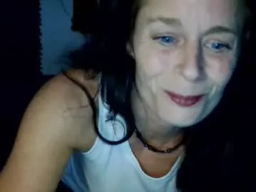 blueeyedlie Image 13