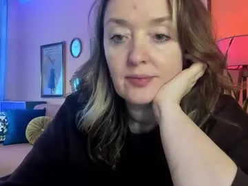 VixenCapri – webcam model profile photo Image 5