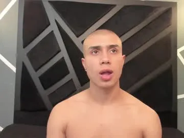 batmancatwoman17 – webcam model profile photo Image 11