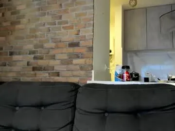 Amira_Blussh – webcam model profile photo Image 11