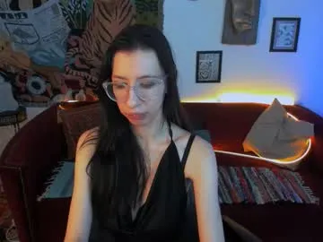 Layla_ly – webcam model profile photo Image 14
