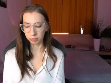 Layla_ly – webcam model profile photo Image 5