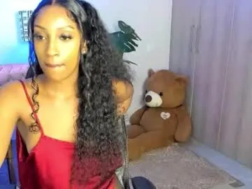 MaviePearl – webcam model profile photo Image 14