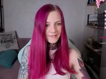 CatVibe – webcam model profile photo Image 8