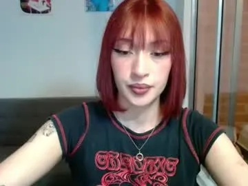 chloe_snoww's Thumb Image