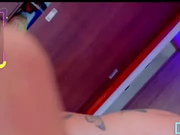 Layla_ly – webcam model profile photo Image 3