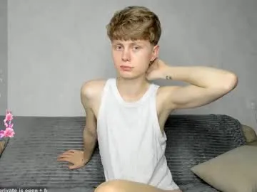 smoking4sex – webcam model profile photo Image 19