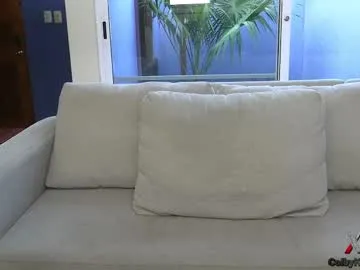 Cum_girlss – webcam model profile photo Image 7