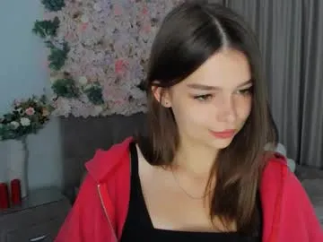 camille-w – webcam model profile photo Image 16