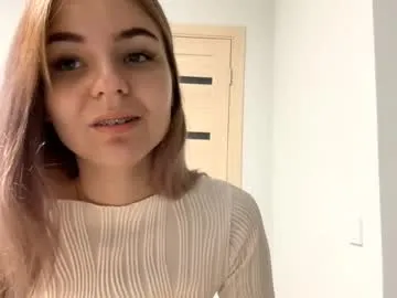 ceceliapidcock – webcam model profile photo Image 7